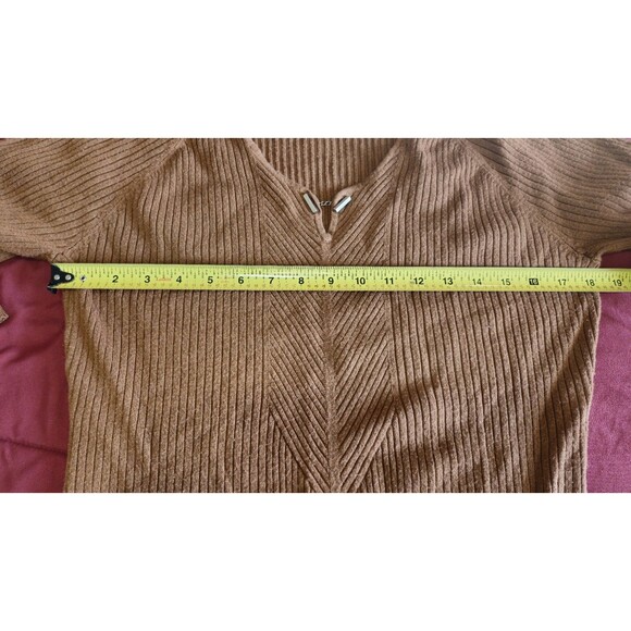 I.E. Brand Copper Ribbed Sweater Juniors Large Chain Eyelet V Neck 3/4 Sleeve - Picture 6 of 8
